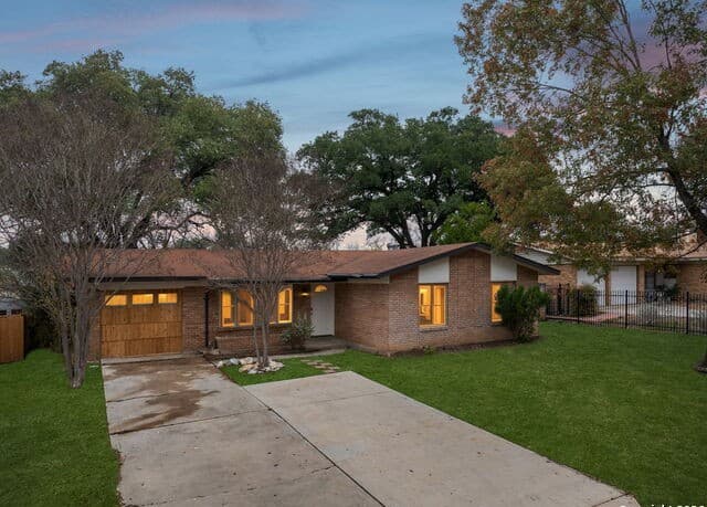 4-bedroom rental at 4627 Allegheny Dr in San Antonio TX
