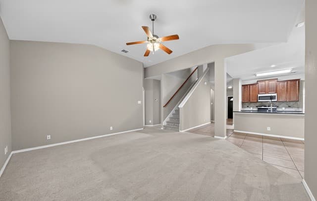 4-bedroom rental at 201 Canyon Vista in Cibolo, TX — photo 3