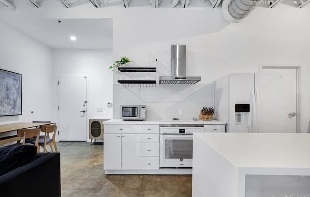 0rental at 1115 S. Alamo Unit 3103 in San Antonio, TX — photo 4