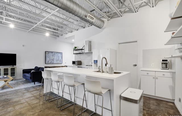 0rental at 1115 S. Alamo Unit 3103 in San Antonio, TX — photo 5