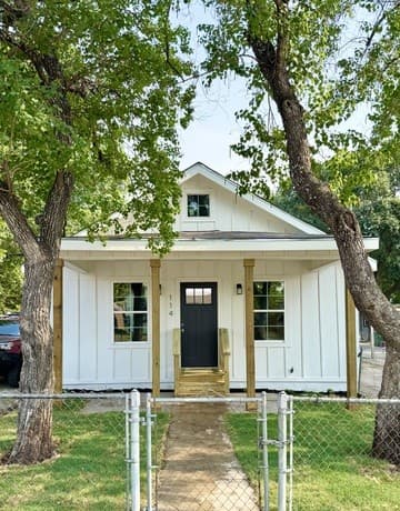 4-bedroom rental at 114 Yuma in San Antonio TX