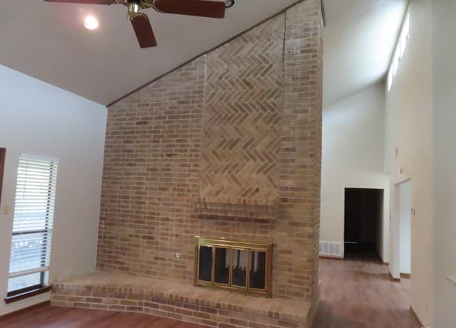 3-bedroom rental at 9207 Lasater St. in San Antonio, TX — photo 5
