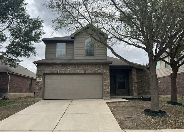 4-bedroom rental at 505 Saddlehorn Way in Cibolo, TX — photo 2