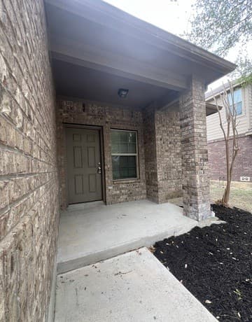 4-bedroom rental at 505 Saddlehorn Way in Cibolo, TX — photo 3