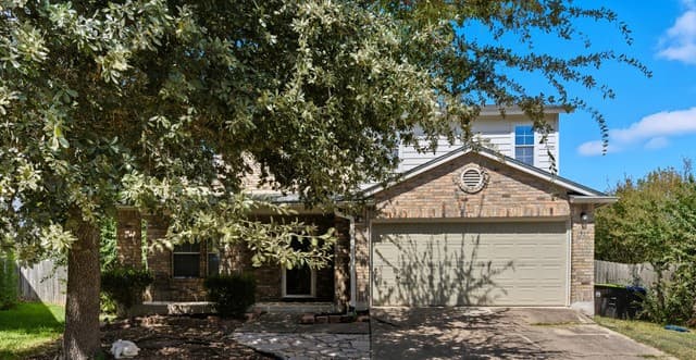 3-bedroom rental at 7527 Escada Crest in San Antonio, TX — photo 1