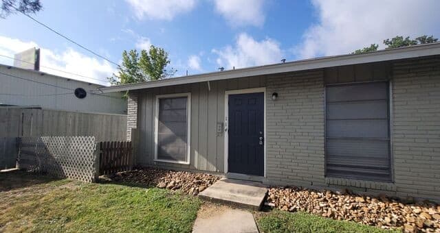 2-bedroom rental at 114 San Angelo in San Antonio TX