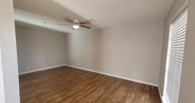 2-bedroom rental at 114 San Angelo in San Antonio, TX — photo 2