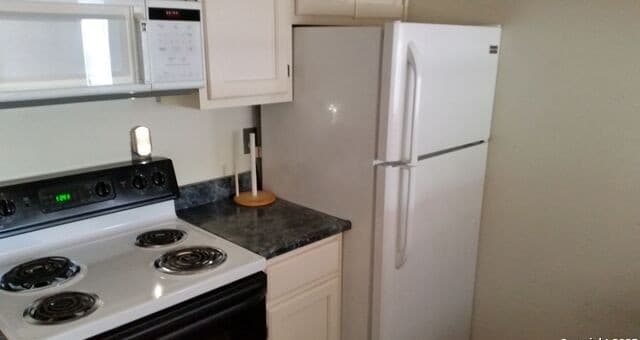 1-bedroom rental at 4107 Medical Unit 6107 in San Antonio, TX — photo 3
