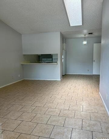 2-bedroom rental at 5609 Lochmoor Unit #1 in San Antonio, TX — photo 3