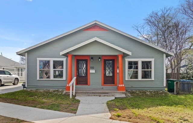 1-bedroom rental at 100 Valero St Unit 102 in San Antonio TX