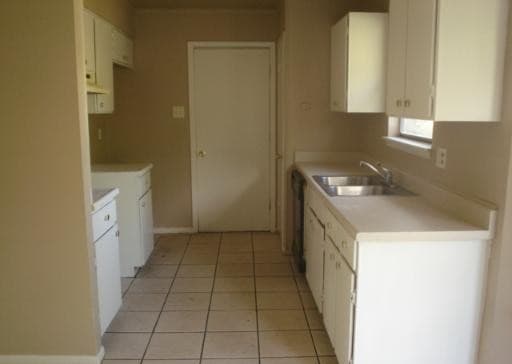 3-bedroom rental at 5819 Woodhill in San Antonio TX