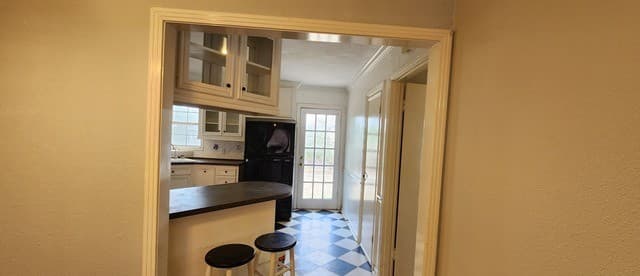 2-bedroom rental at 417 Vandiver in Terrell Hills, TX — photo 4