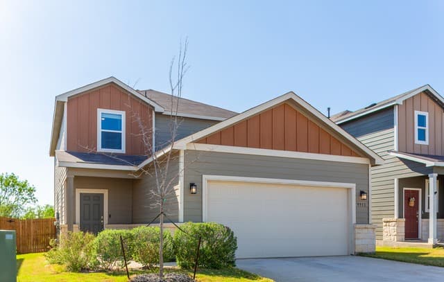4-bedroom rental at 9931 Forestier Grn in San Antonio TX