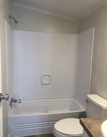 3-bedroom rental at 1914 14th St Unit 14 in Hondo, TX — photo 4