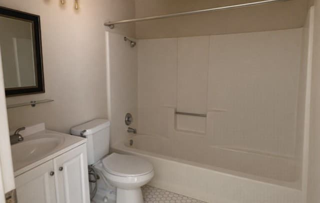 2-bedroom rental at 9140 Timber Path Unit 4102 in San Antonio, TX — photo 3