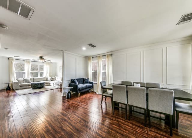 4-bedroom rental at 6606 Crestwood Ct in San Antonio, TX — photo 3