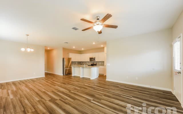 4-bedroom rental at 14383 Gunsight Pass in San Antonio, TX — photo 3