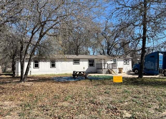 3-bedroom rental at 23414 Dragon Rock in Elmendorf, TX — photo 5