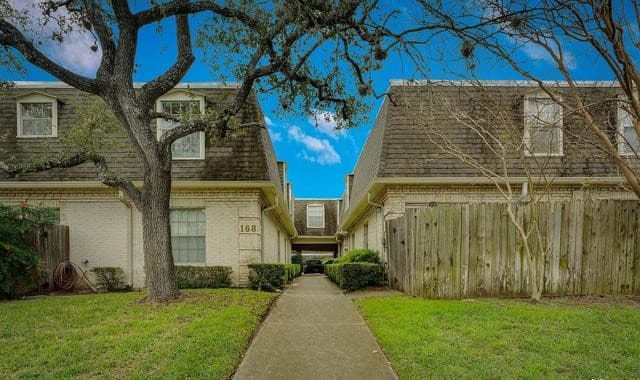 2-bedroom rental at 168 Barilla Pl Unit A-102 in San Antonio TX