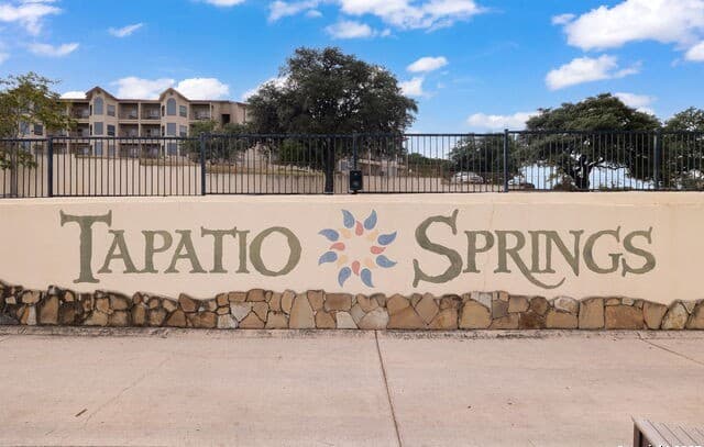 2-bedroom rental at 20 Tapatio Unit 205 in Boerne, TX — photo 2