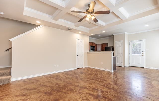3-bedroom rental at 5008 Flipper Dr in San Antonio, TX — photo 5