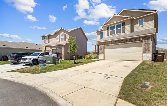 3-bedroom rental at 1711 Cody Cliff in San Antonio TX