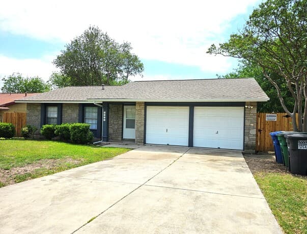 3-bedroom rental at 9514 Quicksilver in San Antonio TX