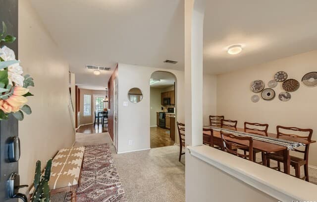 3-bedroom rental at 10430 Tiger Fld in San Antonio TX