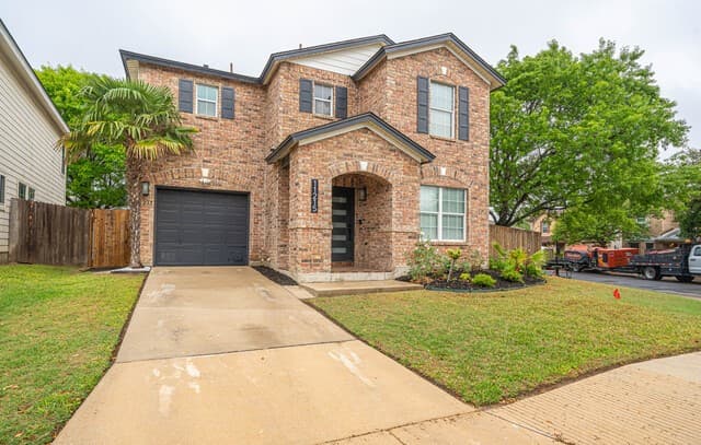 3-bedroom rental at 11215 Archers Bay in San Antonio, TX — photo 2