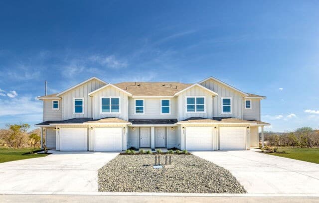 3-bedroom rental at 448 Abigail Aly in San Antonio TX