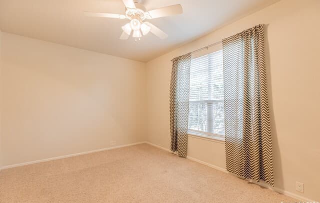 3-bedroom rental at 15927 Sight Scape in San Antonio, TX — photo 3