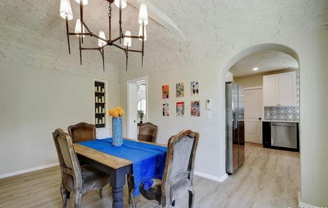 3-bedroom rental at 1510 Steves Ave in San Antonio, TX — photo 2