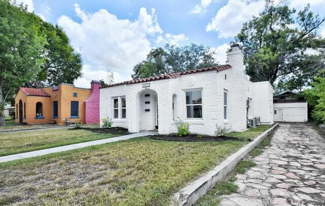 3-bedroom rental at 1510 Steves Ave in San Antonio, TX — photo 5
