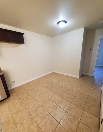 2-bedroom rental at 7539 W Dixon Rd Unit 2 in Somerset, TX — photo 4