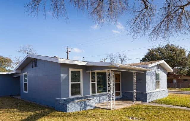 3-bedroom rental at 303 Schmeltzer in San Antonio TX