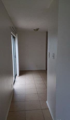 3-bedroom rental at 7659 Rimhurst in San Antonio, TX — photo 3