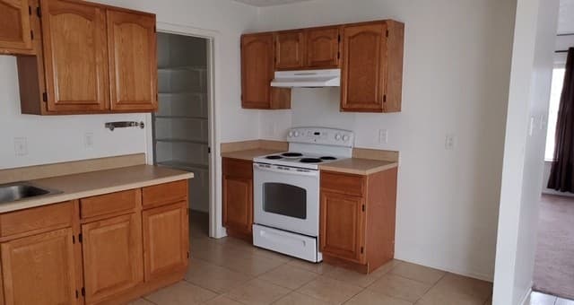 3-bedroom rental at 7659 Rimhurst in San Antonio, TX — photo 5