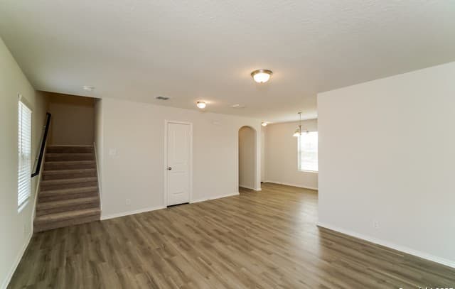 3-bedroom rental at 5011 Blue Ranch in San Antonio, TX — photo 5