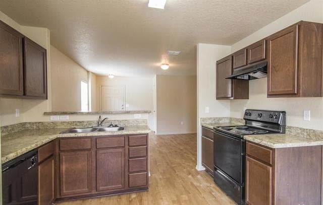 4-bedroom rental at 10214 Hunters Pond in San Antonio TX
