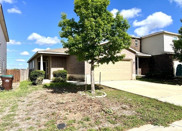 3-bedroom rental at 10151 Castello Canyon in San Antonio, TX — photo 3