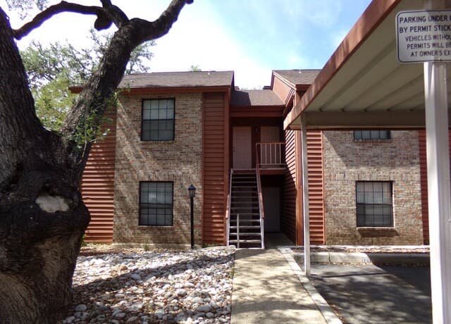 1-bedroom rental at 13018 Heimer Rd Unit 709 in San Antonio, TX — photo 3