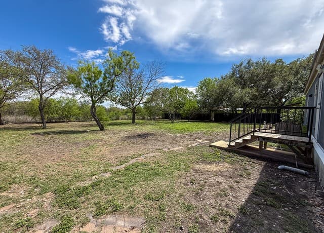 3-bedroom rental at 4506 Legend Falls in San Antonio, TX — photo 4