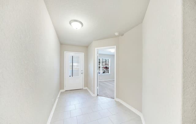 4-bedroom rental at 15502 Gray Catbird in San Antonio, TX — photo 3