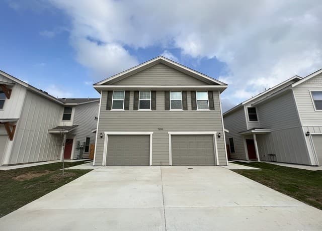 3-bedroom rental at 7614 Agave Bend Unit 101 in San Antonio TX
