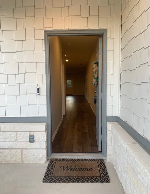 4-bedroom rental at 11837 Snowy River in San Antonio, TX — photo 3