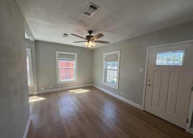 2-bedroom rental at 1630 San Angelo in San Antonio, TX — photo 2