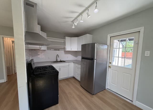 2-bedroom rental at 1630 San Angelo in San Antonio, TX — photo 4