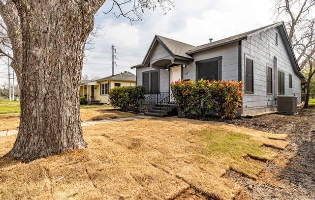 2-bedroom rental at 112 Hermine Blvd in San Antonio TX