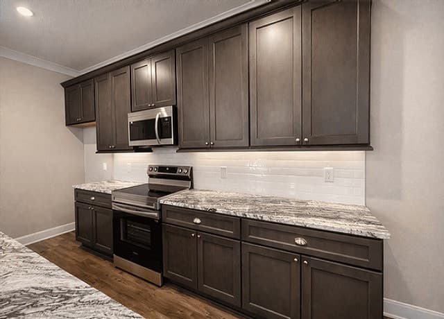 3-bedroom rental at 8919 Summerwood Bend in San Antonio, TX — photo 2