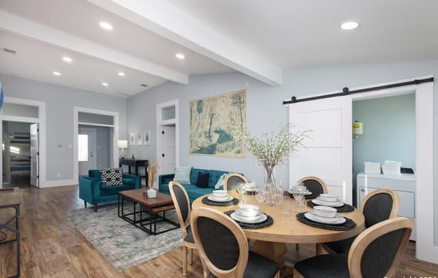 3-bedroom rental at 910 Denver Blvd in San Antonio, TX — photo 5